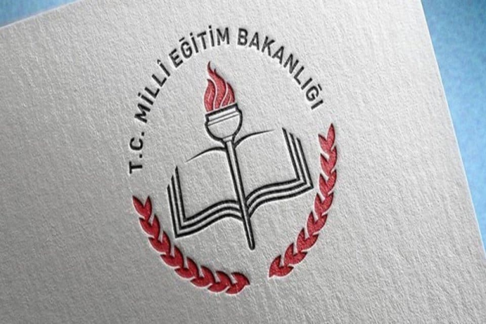 Milli Eğitim Bakanlığı (MEB), deprem nedeniyle OHAL ilan edilen illerde