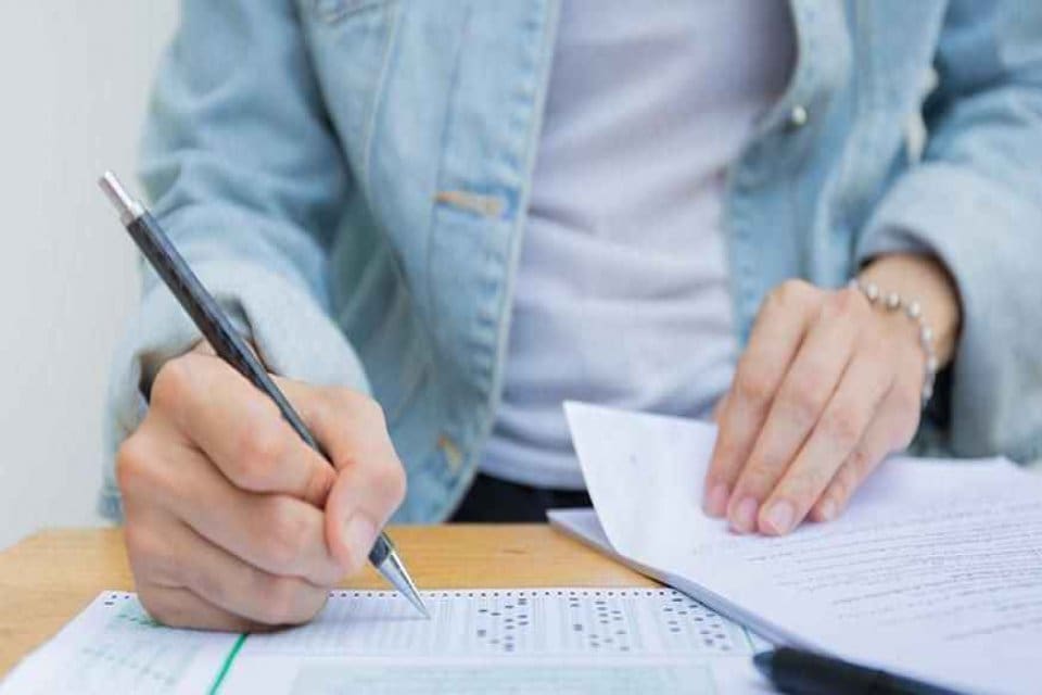 &Ouml;ğretmenlik Kariyer Basamakları Sınavı 19 Kasım 2022 tarihinde yapılacak. Eğitim