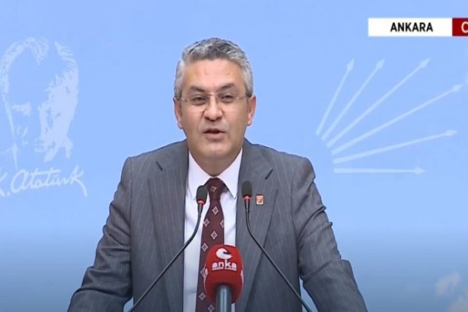 CHP Genel Başkan Yardımcısı Oğuz Kaan Salıcı, MYK g&uuml;ndemiyle ilgili