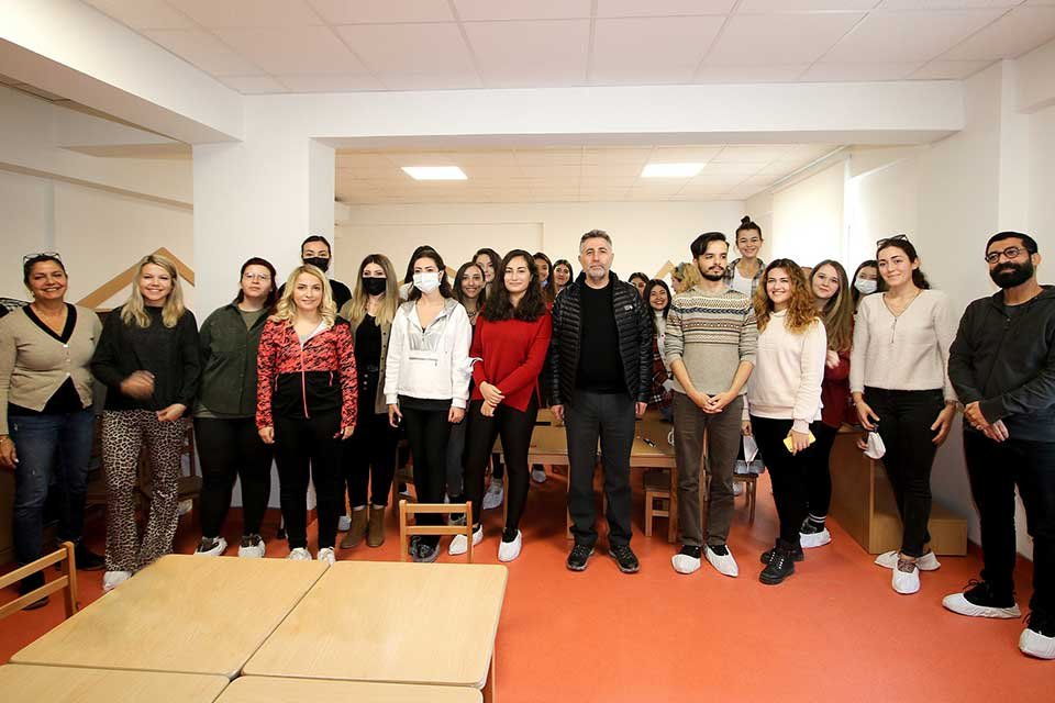 Okul &ouml;ncesi eğitim &ccedil;alışmaları kapsamında a&ccedil;ılacak 3 yeni kreşin yapımını