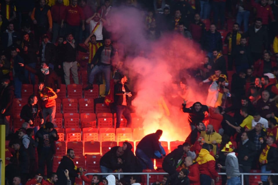 İzmir'de, G&ouml;ztepe ile Altay arasında oynanan olayların &ccedil;ıktığı derbiye ilişkin