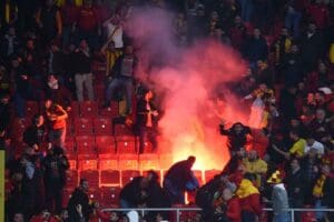 İzmir'de, G&ouml;ztepe ile Altay arasında oynanan olaylı derbide tutuklanarak cezaevine