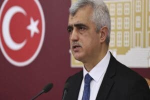 &Ouml;mer Faruk Gergerlioğlu&rsquo;nun vekilliğe geri d&ouml;n&uuml;ş&uuml; i&ccedil;in mahkeme kararı TBMM