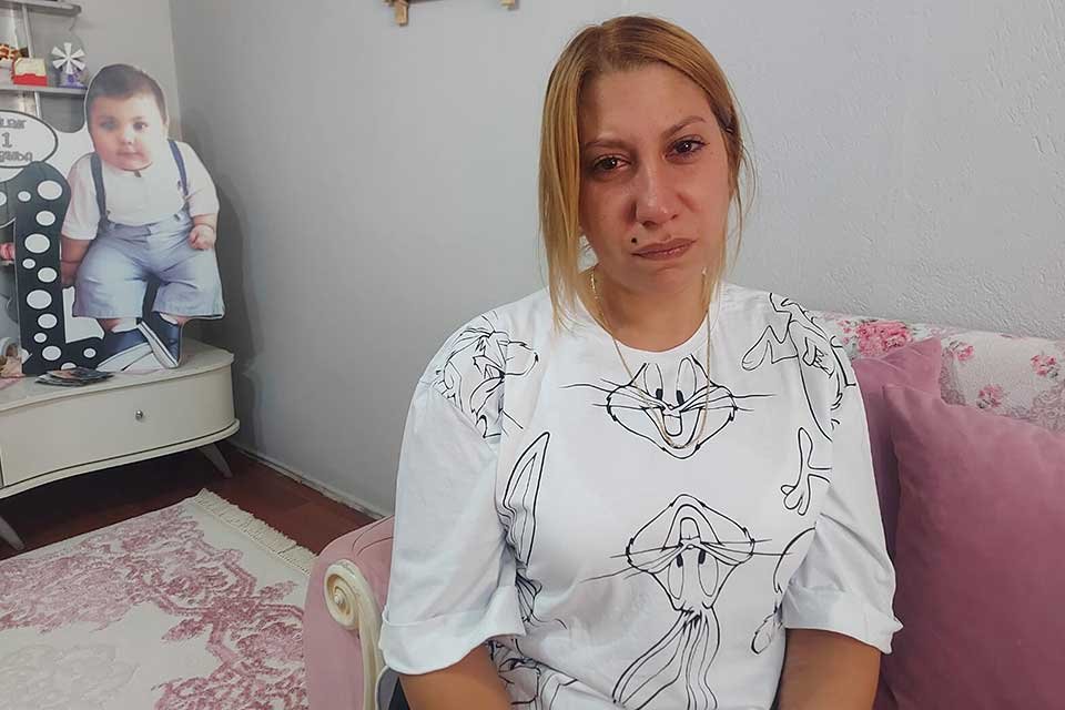 İzmir'in &Ouml;demiş il&ccedil;esinde, dini nikahlı yaşadığı B&uuml;lent E.'nin resmi nikahlı