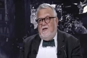 Habert&uuml;rk'te Fatih Altaylı'nın Teke Tek programında konuşan Yer bilimci Prof.