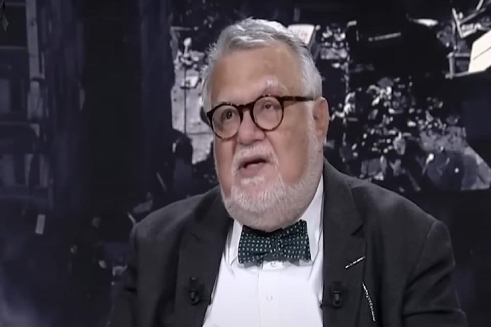 Habert&uuml;rk'te Fatih Altaylı'nın Teke Tek programında konuşan Yer bilimci Prof.