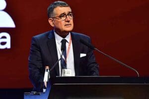 İkinci Y&uuml;zyılın İktisat Kongresi'nde konuşan T&Uuml;SİAD Y&ouml;netim Kurulu Başkanı Orhan