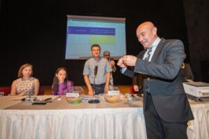 İzmir B&uuml;y&uuml;kşehir Belediye Başkanı Tun&ccedil; Soyer, 18 hektarlık &Ouml;rnekk&ouml;y Kentsel