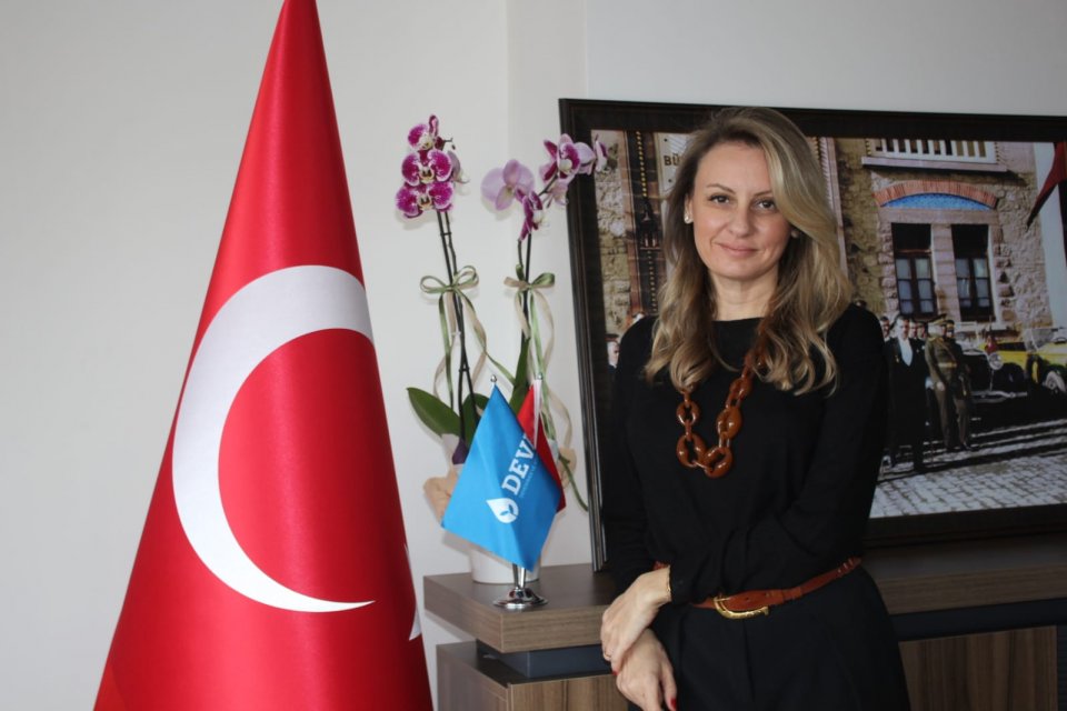 Demokrasi ve Atılım Partisi (DEVA) İzmir İl Başkanı Seda Kaya