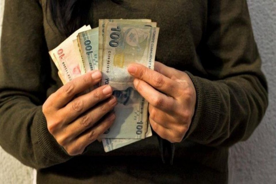 Dünya yazarı Osman Arolat, "asgari ücrette temmuz zammı tartışmaları"nı köşesinde