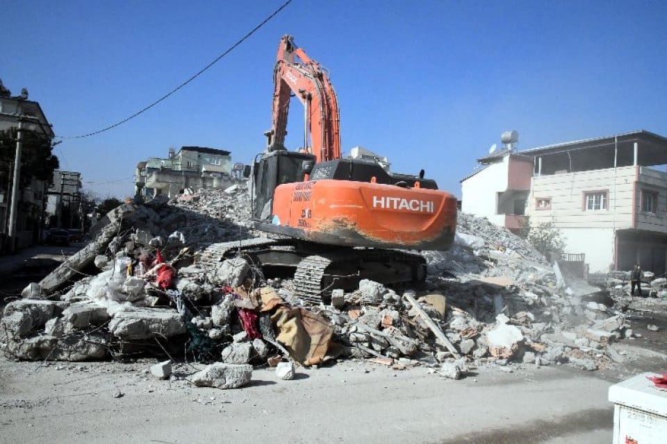Osmaniye'de depremler sonrası 60 bin 501 binada yapılan hasar tespit