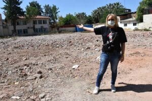 İzmir'in Konak il&ccedil;esinde, otizmli &ccedil;ocuklara eğitim verilen okul depremde ağır