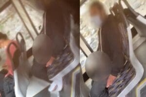 İstinye-Kabataş seferini yapan İETT otob&uuml;s&uuml;nde, yan koltukta oturan bir kadına