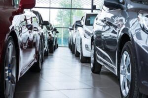 Karab&uuml;k merkezli 50 ilde bayilerden yeni ara&ccedil;ları toplayarak, tekel oluşturdukları