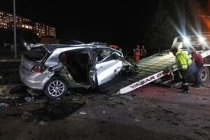 Uşak'ta yolun karşısına ge&ccedil;meye &ccedil;alışırken otomobilin &ccedil;arptığı &uuml;niversite &ouml;ğrencileri Sude