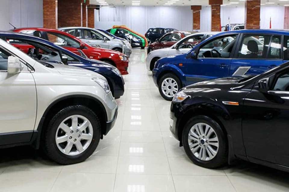 Ticaret Bakanlığı, Haksız Fiyat Değerlendirme Kurulu'nun İzmir'de bir otomotiv bayisine