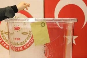 T&uuml;rkiye 14 Mayıs'ta yapılacak se&ccedil;imlere hazırlanırken, Millet İttifakı cephesinde milletvekili