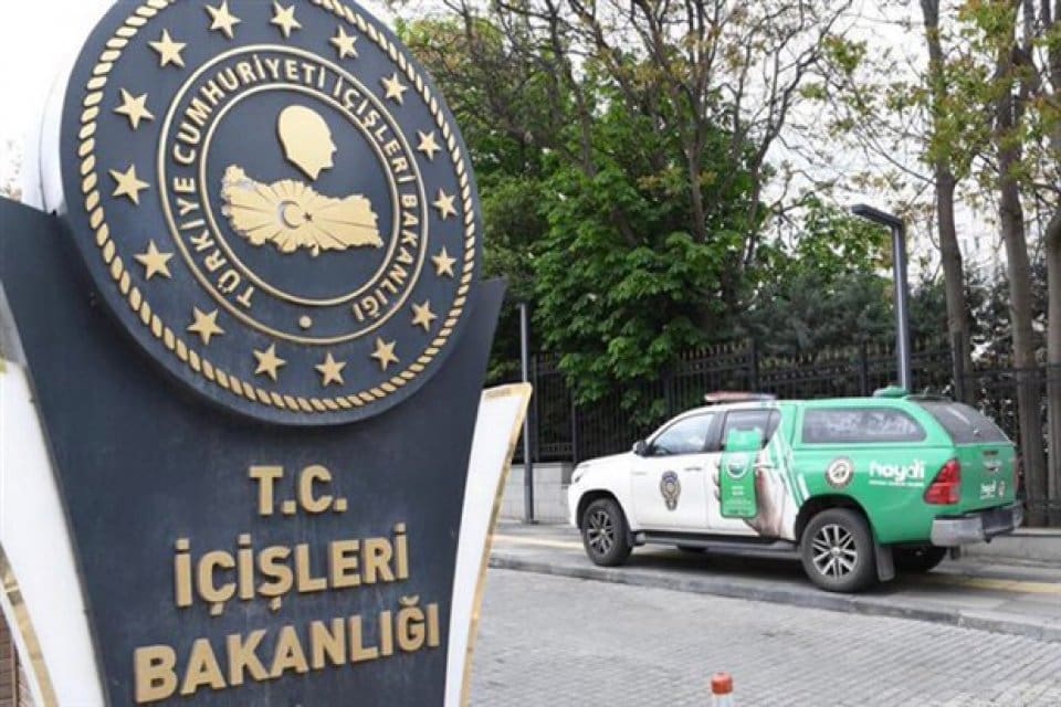 Zafer Partisi Genel Başkanı &Uuml;mit &Ouml;zdağ'ın gitmek istediği İ&ccedil;işleri Bakanlığı