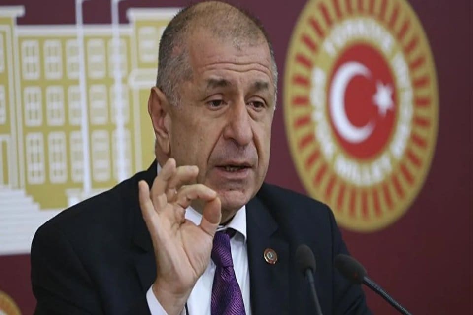 6 avukat, Zafer Partisi&rsquo;nin kapatılması talebiyle Yargıtay Cumhuriyet Başsavcılığı&rsquo;na su&ccedil;