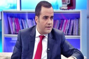 Prof. Dr. Özgür Demirtaş, Halk TV Ana Haber sunucusu İrfan