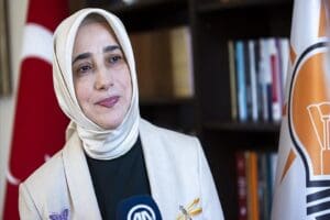 AK Parti Genel Başkanvekili İstanbul 3&rsquo;&uuml;nc&uuml; B&ouml;lge Milletvekili Adayı &Ouml;zlem