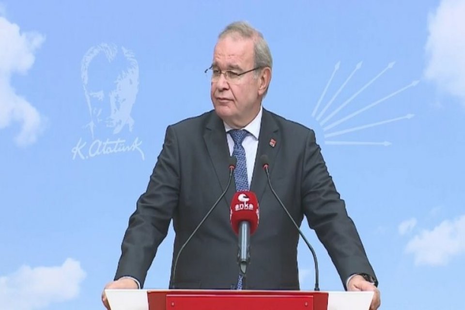 CHP Parti S&ouml;zc&uuml;s&uuml; Faik &Ouml;ztrak, Merkez Bankası'nın d&uuml;nk&uuml; faiz kararının