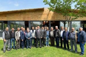 Se&ccedil;im &ccedil;alışmaları kapsamında Torbalı il&ccedil;esinde, mahalle muhtarları ve İyi Parti