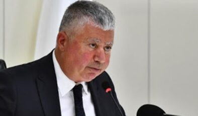 Özuslu'dan AK Partili başkana yanıt: 'Sözleri büyük talihsizlik'