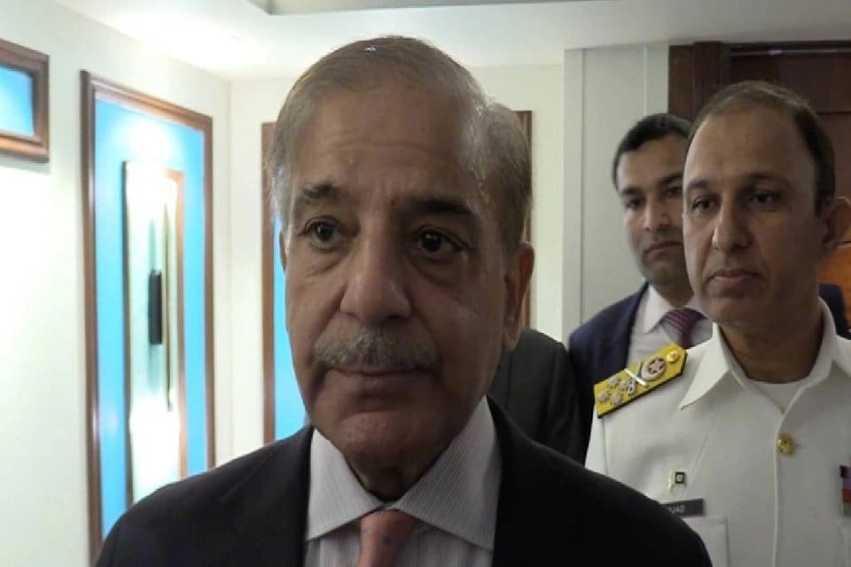 Şahbaz Şerif, "T&uuml;rkiye&rsquo;nin tarih boyunca, depremler, seller ve zor zamanlarda