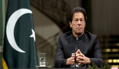 Pakistan’ın eski Başbakanı İmran Han gözaltına alındı