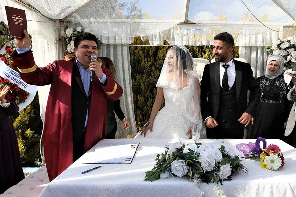 Buca Belediyesi, 2021 yılında nik&acirc;h rekoru kırmakla kalmadı, pandemi d&ouml;neminde