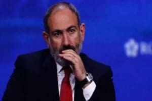 Paşinyan Azerbaycan'la barış karşılığında 'toprak verme'ye hazır olduklarını s&ouml;yledi: Vatan