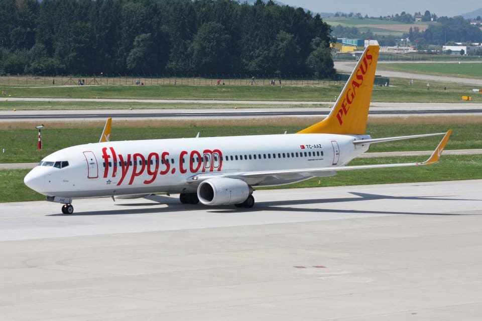 İstanbul-Kazablanka seferini yapan Pegasus havayollarına ait yolcu u&ccedil;ağında bir kez