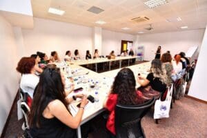 İzmir B&uuml;y&uuml;kşehir Belediyesi&rsquo;nin kadın &ccedil;alışanları i&ccedil;in oluşturduğu PERGEL projesi kapsamında