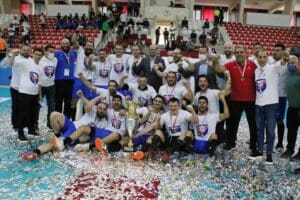 İzmir B&uuml;y&uuml;kşehir Belediyespor Hentbol Erkek Takımı, b&uuml;y&uuml;k heyecana sahne olan
