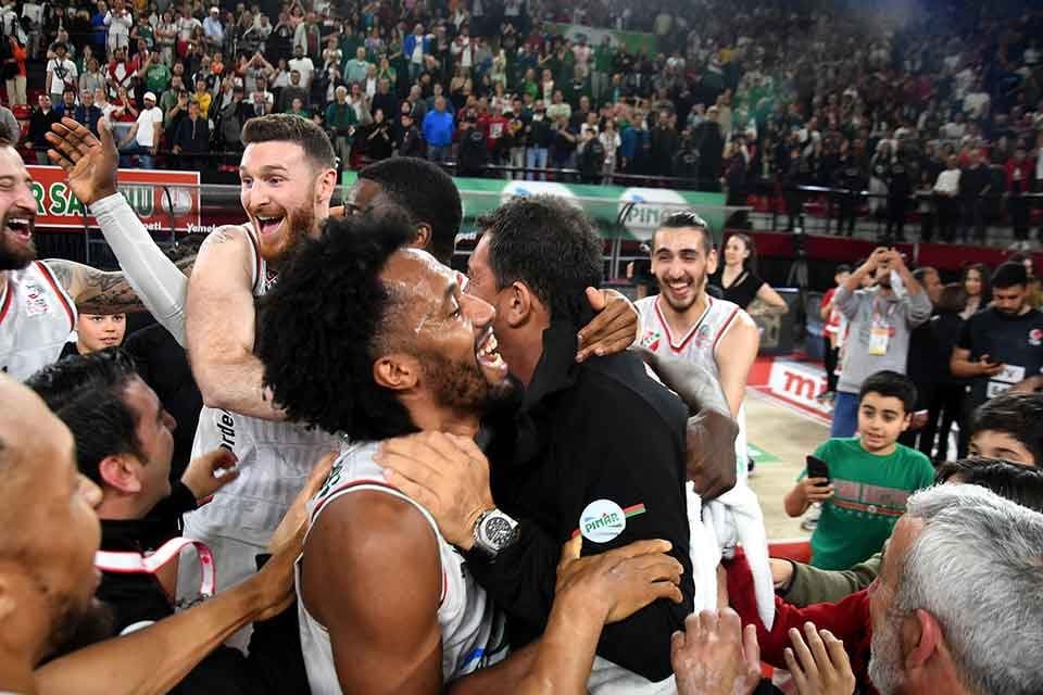 Pınar Karşıyaka, T&uuml;rkiye Sigorta Basketbol S&uuml;per Ligi'nin 24'&uuml;nc&uuml; hafta ma&ccedil;ında&nbsp;sahasında