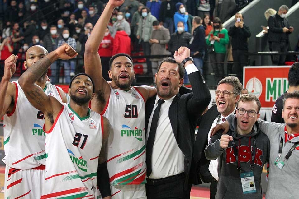 ING Basketbol S&uuml;per Ligi&rsquo;nde Pınar Karşıyaka, evinde Anadolu Efes&rsquo;i 78-73