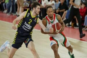 T&uuml;rkiye Sigorta Basketbol S&uuml;per Ligi'nin iddialı ekiplerinden Pınar Karşıyaka, sezona