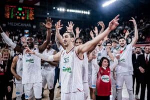 T&uuml;rkiye Sigorta Basketbol S&uuml;per Ligi'nde son sıradaki Beşiktaş Emlakjet'i ilk