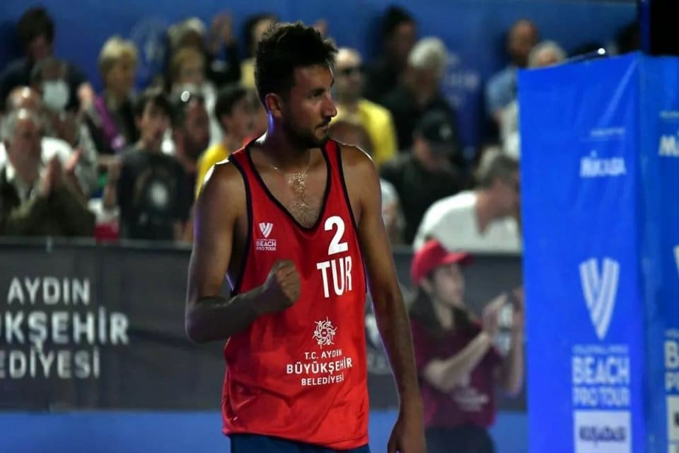 Uluslararası Voleybol Federasyonu (FIVB) Plaj Voleybolu D&uuml;nya Turu VW Beach