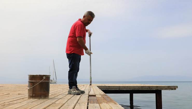 Menderes Belediyesi tarafından her yıl yapılan iskele tadilatı ve düzenleme