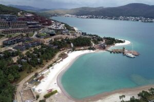 Muğla'nın Bodrum ve Milas ilçesinde, yaz sezonuna hazırlık yapan bazı