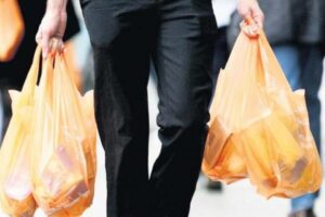 Plastik atıkların ithal edilmesine getirilen yasağın iptal edilmesinin ardından, atık ithalatına