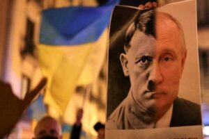 Polonya Başbakanı Mateusz Morawiecki, Rusya Devlet Başkanı Vladimir Putin’i, "Adolf