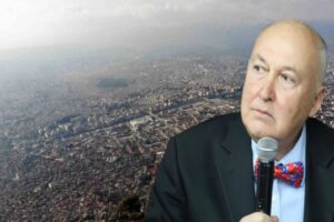 Deprem bilimci Prof. Dr. Ahmet Ercan, deprem bölgesiyle ilgili olarak