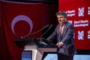 İkinci Y&uuml;zyılın İktisat Kongresi&rsquo;nin &uuml;&ccedil;&uuml;nc&uuml; g&uuml;n&uuml;nde İYİ Parti Ekonomi Politikaları