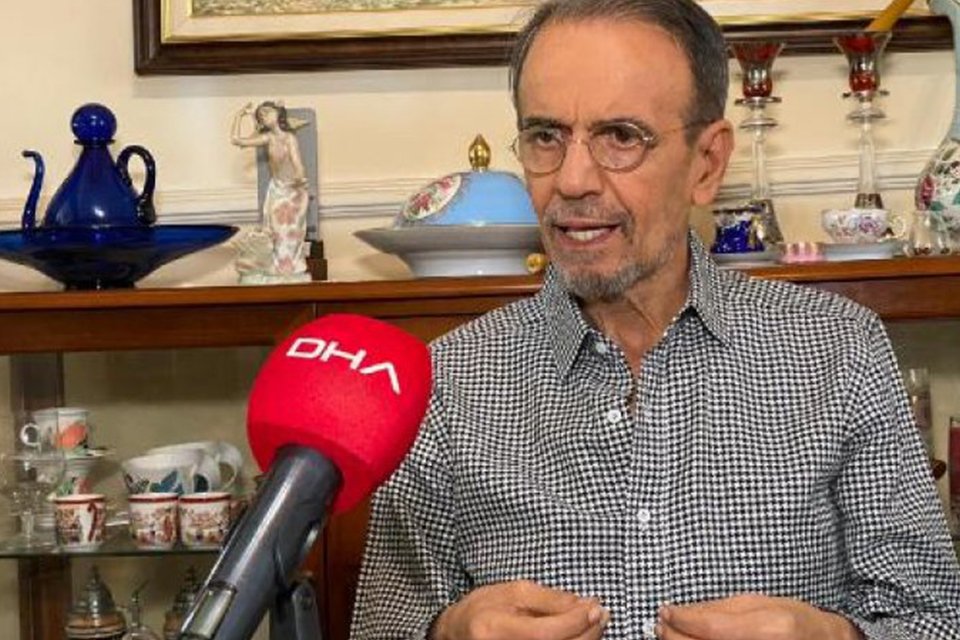 Prof. Dr. Ceyhan'dan kritik uyarı: Tek doza dikkat! Prof. Dr. Mehmet Ceyhan, "Tek doz aşı yaptıranlar kendilerini aşısız