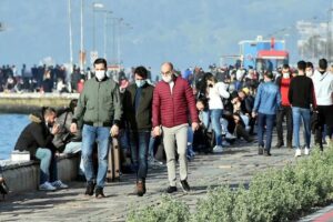 Ankara &Uuml;niversitesi Tıp Fak&uuml;ltesi Halk Sağlığı Anabilim Dalı &ouml;ğretim &uuml;yesi