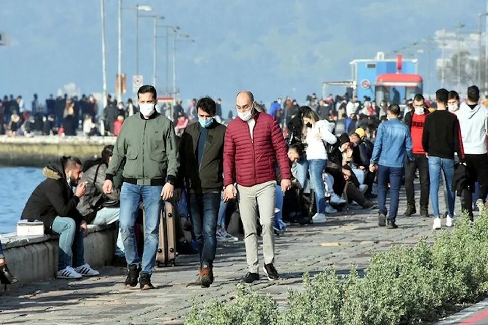 Ankara &Uuml;niversitesi Tıp Fak&uuml;ltesi Halk Sağlığı Anabilim Dalı &ouml;ğretim &uuml;yesi