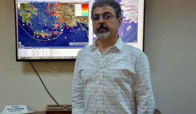 Prof. Dr. Sözbilir'den korkutan açıklama: 'Deprem fırtınası yaşanabilir'